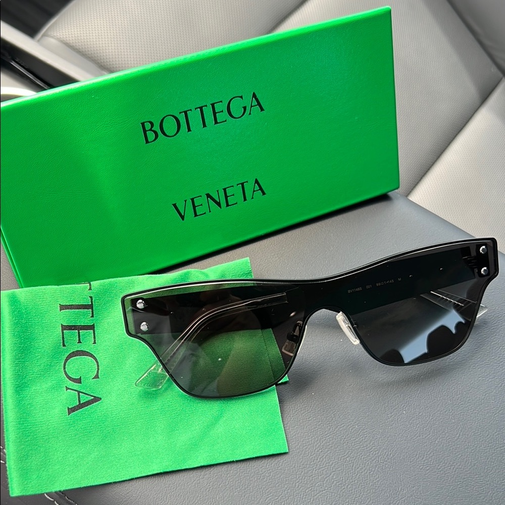 Bottega Veneta 53MM Cat-Eye Sunglasses